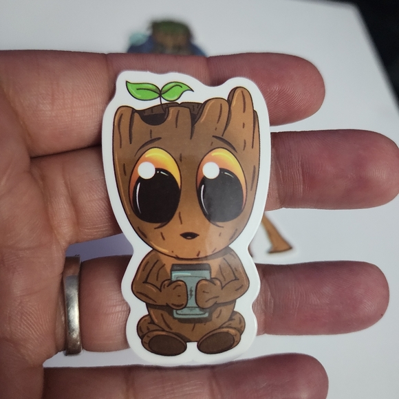 ♠️10/$10♠️ Groot Stickers - Picture 5 of 6